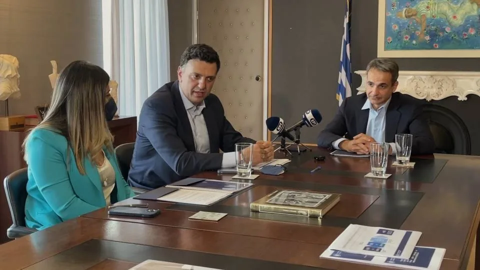 Μητσοτάκης: Το 2022 θα είναι το πρώτο καλοκαίρι χωρίς πανδημικούς περιορισμούς