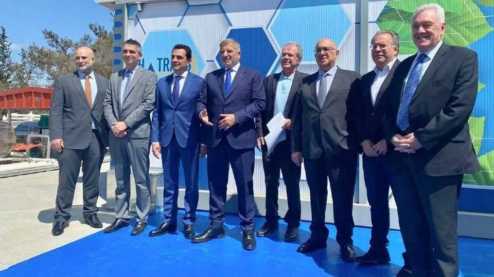 Σύστημα παραγωγής, αποθήκευσης και ανεφοδιασμού υδρογονοκίνητων στην Ελλάδα