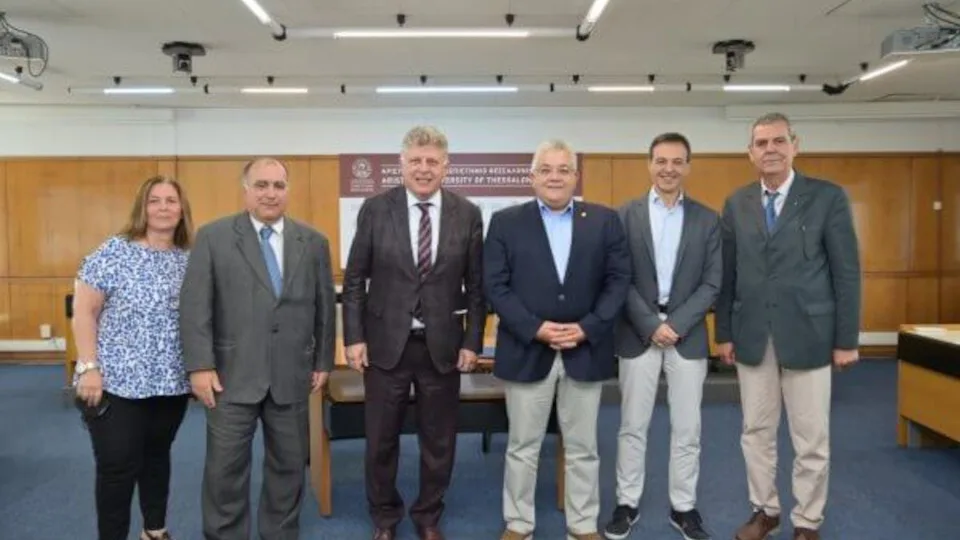 Υπογραφή Μνημονίου Συνεργασίας μεταξύ ΑΠΘ και ΣΕΒΕ - ΣΕΒΕ-Σύνδεσμος Εξαγωγέων