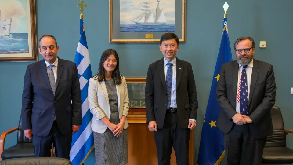 Συνάντηση Πλακιωτάκη με Αναπλ. Υπ. Μεταφορών Σιγκαπούρης για ενίσχυση διμερών σχέσεων