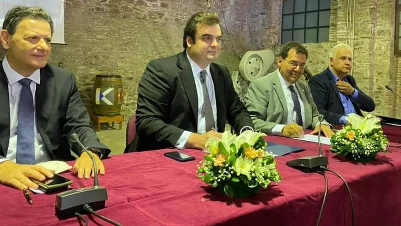 Συνεργασία μεταξύ ΕΔΥΤΕ και ΕΜΠ για τη λειτουργία του Υπερυπολογιστή ΔΑΙΔΑΛΟΣ