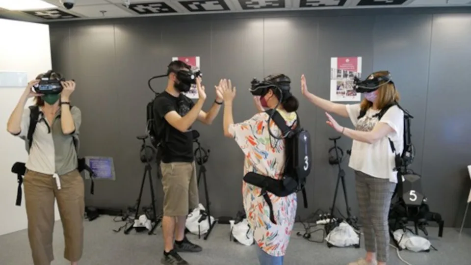 Εκπαίδευση, εκμάθηση και ψυχαγωγία στην εκτεταμένη πραγματικότητα με το BRIDGES