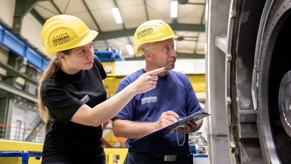 Η Siemens Energy προειδοποιεί για μεγαλύτερες καθαρές ζημιές ελέω Ρωσίας