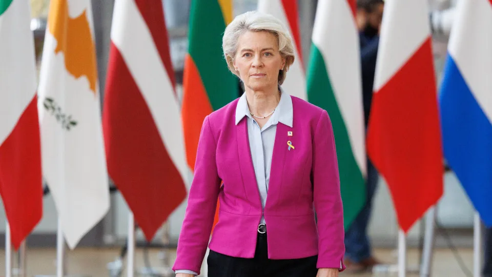 Φον ντερ Λάιεν: «Αποφασιστική στιγμή για την Ευρώπη και την Ουκρανία»