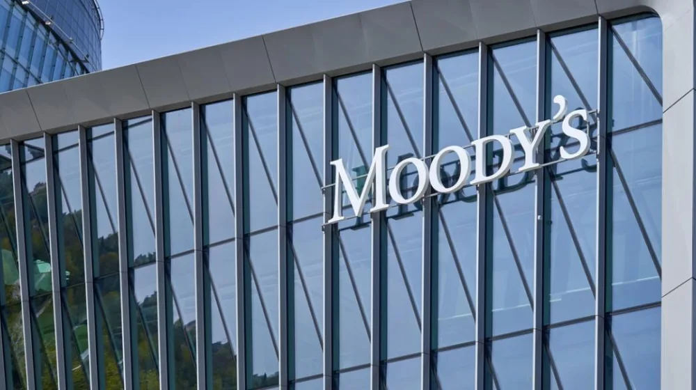 Η Moody's αναβάθμισε τις ελληνικές τράπεζες