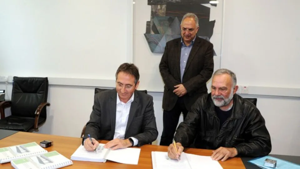 ​Κύπρος: Συμφωνία υπ. Γεωργίας - ΕΝΩΤΕΧΝΙΚΗ για εγκατάσταση πρότυπου φωτοβολταϊκού πάρκου​