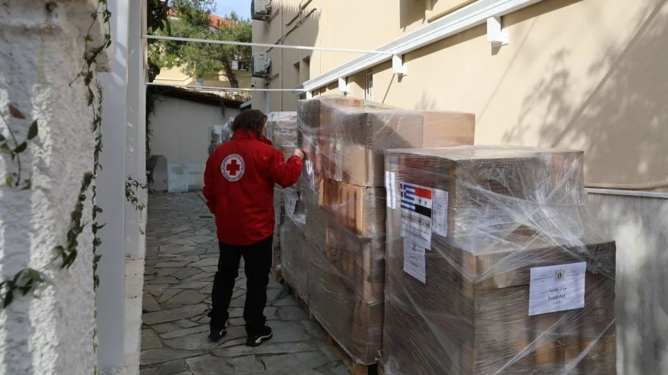 Ο Ερυθρός Σταυρός ενισχύει εκ νέου τους σεισμόπληκτους της Συρίας