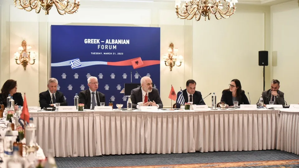 Εντι Ράμα: Πρόσκληση σε Έλληνες επενδυτές από το βήμα του Greek-Albanian Forum