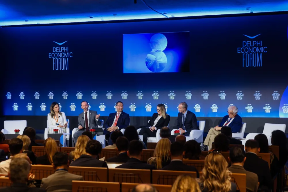 Ξένα επενδυτικά ταμεία «βλέπουν» ευκαιρίες στην Ελλάδα