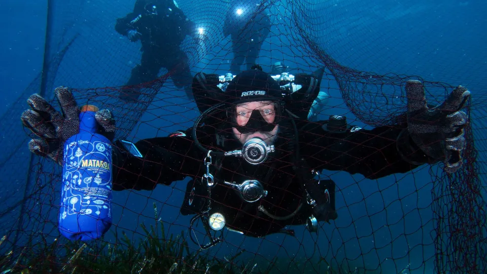 ​Με εκδηλώσεις σε όλη την Ελλάδα γιορτάζει την Παγκόσμια Ημέρα Ωκεανών το Mataroa Gin