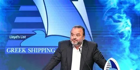 «Μπάσιμο» Ηλιόπουλου/Seajets για εξαγορά της ΑΝΕΚ - Τι προτείνει