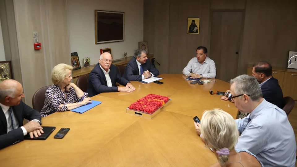 Πρόταγμα ο ανθρώπινος παράγοντας και η εργασιακή ειρήνη στη συνάντηση του υπ. Εργασίας - Ε.Β.Ε.Π.