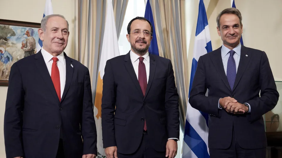 Ελλάδα - Κύπρος - Ισραήλ: «Ο ενεργειακός τομέας στέρεο θεμέλιο συνεργασίας»