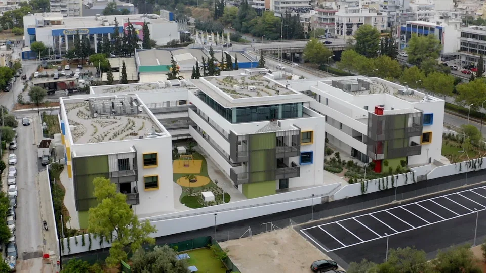 Ελληνικό: Ολοκληρώθηκε το πρώτο κτίριο της μεγάλης επένδυσης, στο οποίο θα στεγαστούν 4 σωματεία ΑμεΑ