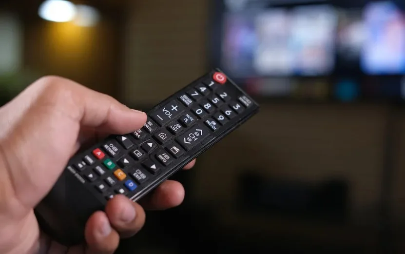 Έφοδοι, συλλήψεις και βαριά χρηματικά πρόστιμα στη Σητεία της Κρήτης για τηλεοπτική «πειρατεία»