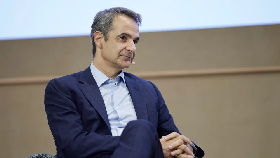 Συνέντευξη Μητσοτάκη στο Bloomberg: Ανθεκτική η ελληνική οικονομία – Άφησα πίσω το συμβάν με τον Σούνακ