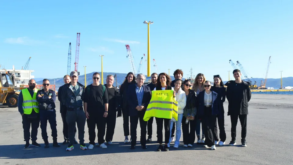 Εκπαιδευτική επίσκεψη φοιτητών DEREE στον Λιμένα Ελευσίνας