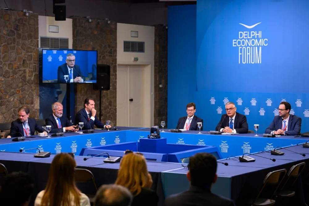 Το επενδυτικό κενό στις υποδομές και η Ελλάδα ως μαγνήτης infrastructure funds