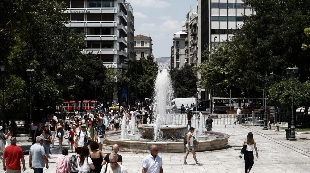 Ανοίγουν 7 κλιματιζόμενες αίθουσες για τον καύσωνα στην Αθήνα