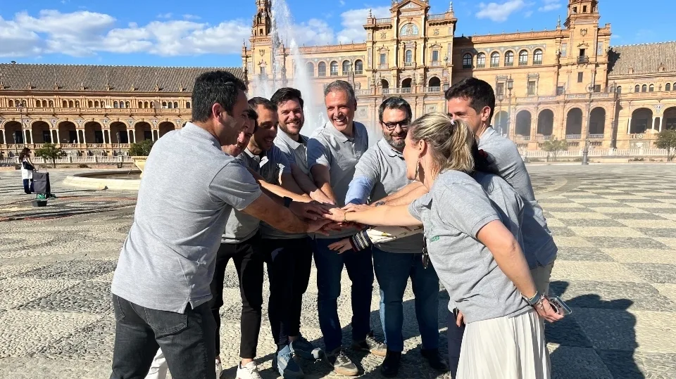 ​Νέα γραφεία στην Ισπανία για την start up Wikifarmer - τι λένε οι Έλληνες ιδρυτές