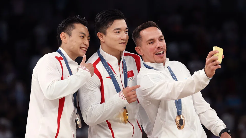 Η Samsung συγχαίρει τον Λ. Πετρούνια για την κατάκτηση του 3ου του Ολυμπιακού μεταλλίου!