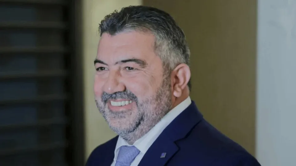 Πρόεδρος ΒΕΑ: Κρούει κώδωνα κινδύνου για πορτοκαλί τιμολόγια ρεύματος και "έξυπνους" μετρητές