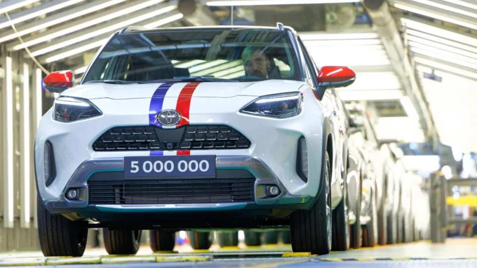Η Toyota κυριαρχεί στη γαλλική αγορά με 5 εκατ. αυτοκίνητα