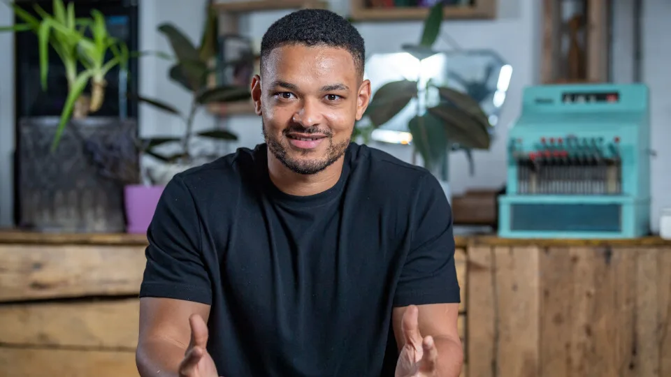 "To ημερολόγιο ενός CEO”, Steven Bartlett: Θεμελιώδεις κανόνες για να δημιουργήσουμε κάτι σπουδαίο