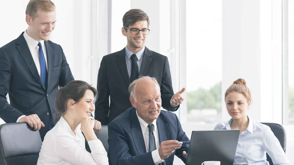 "Συμβουλευτική διοίκησης επιχειρήσεων": Ο Βασίλης Ισμυρλής γράφει για όλα όσα πρέπει να γνωρίζουμε