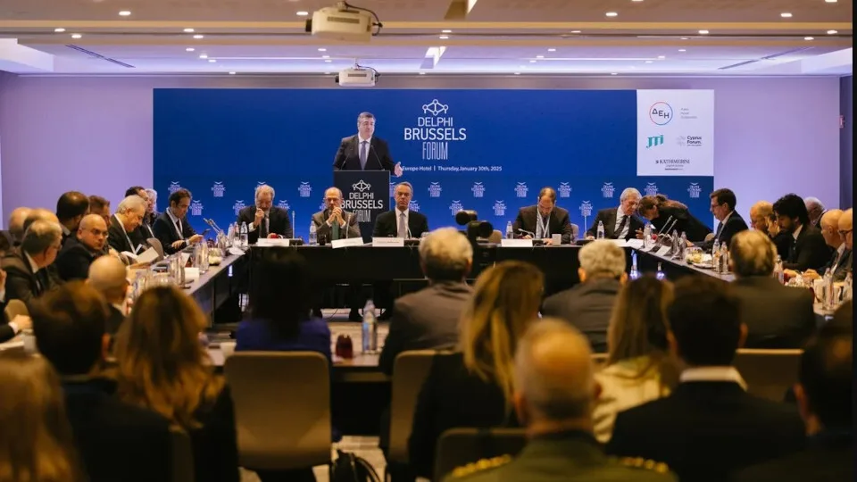 Ευρωπαϊκή στρατηγική για μεταφορές και τουρισμό: Κρίσιμο έτος το 2025, δηλώνει ο Τζιτζικώστας