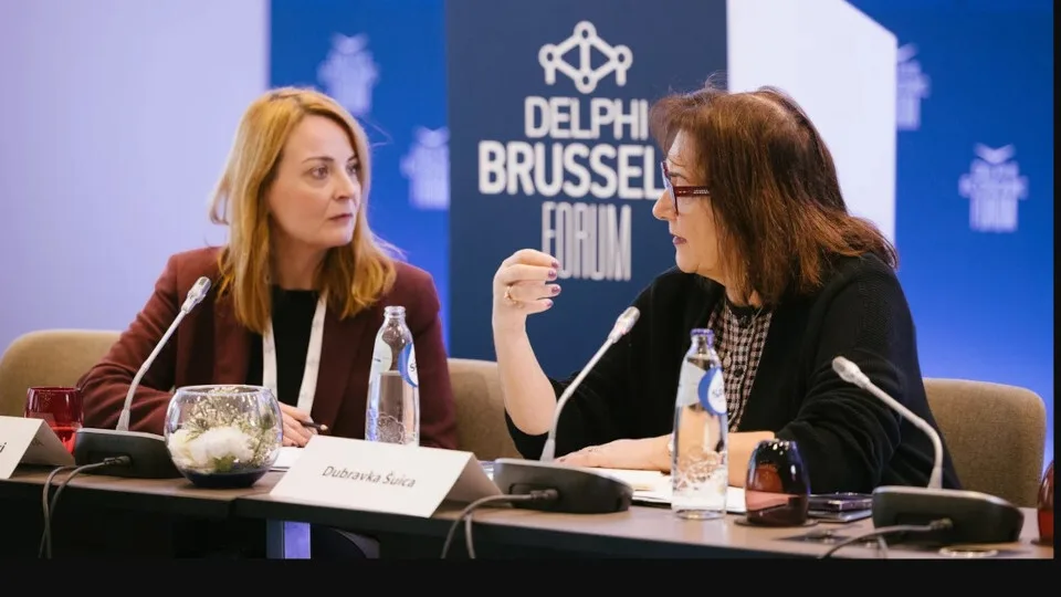 Στρατηγικές συνεργασίες και επενδύσεις για τη Μεσόγειο: Επίτροπος Šuica στο 3ο Φόρουμ  Δελφών στις Βρυξέλλες