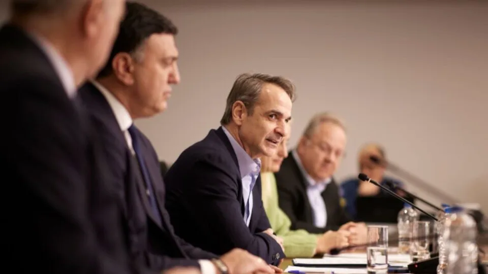 Σύσκεψη στο Υπ. Πολιτικής Προστασίας: Αναλυτικά όσα ειπώθηκαν για τους σεισμούς