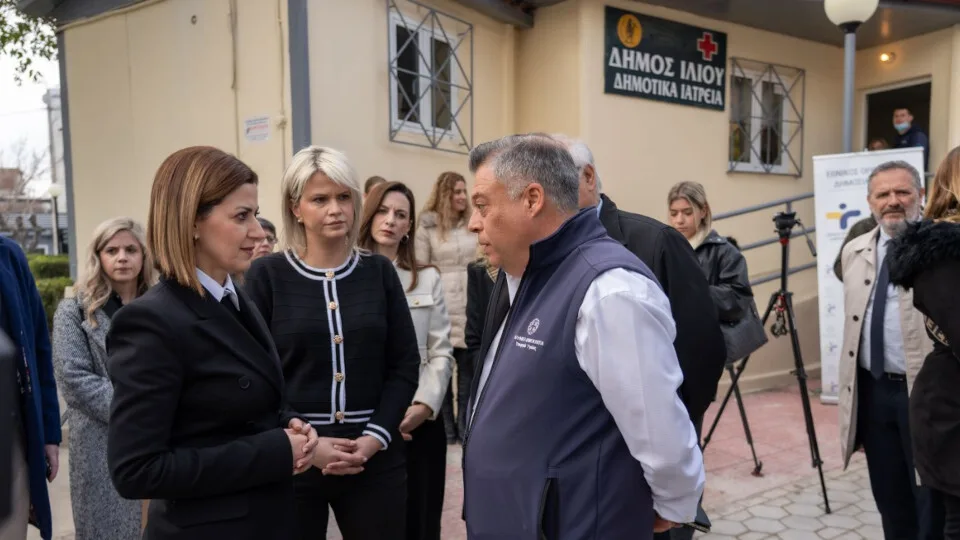 Η Ειρήνη Αγαπηδάκη στον Δήμο Ιλίου, στο πλαίσιο της συνέχισης των δράσεων των ΚΟΜΥ