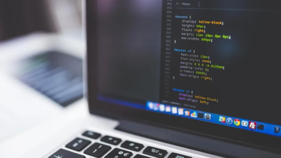 H Netstudio διοργανώνει το Code Arena 2025, για όσους θέλουν να εργαστούν ως web developers