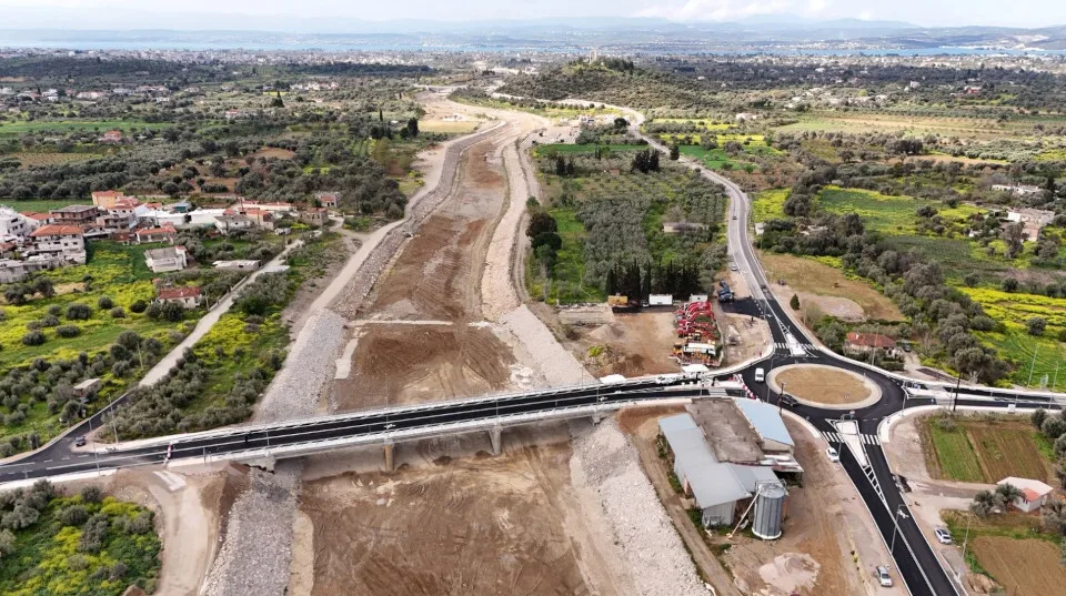 Παραδόθηκε η νέα γέφυρα στο Αφράτι Χαλκίδας - Έργο που θα βελτιώσει σημαντικά το οδικό δίκτυο