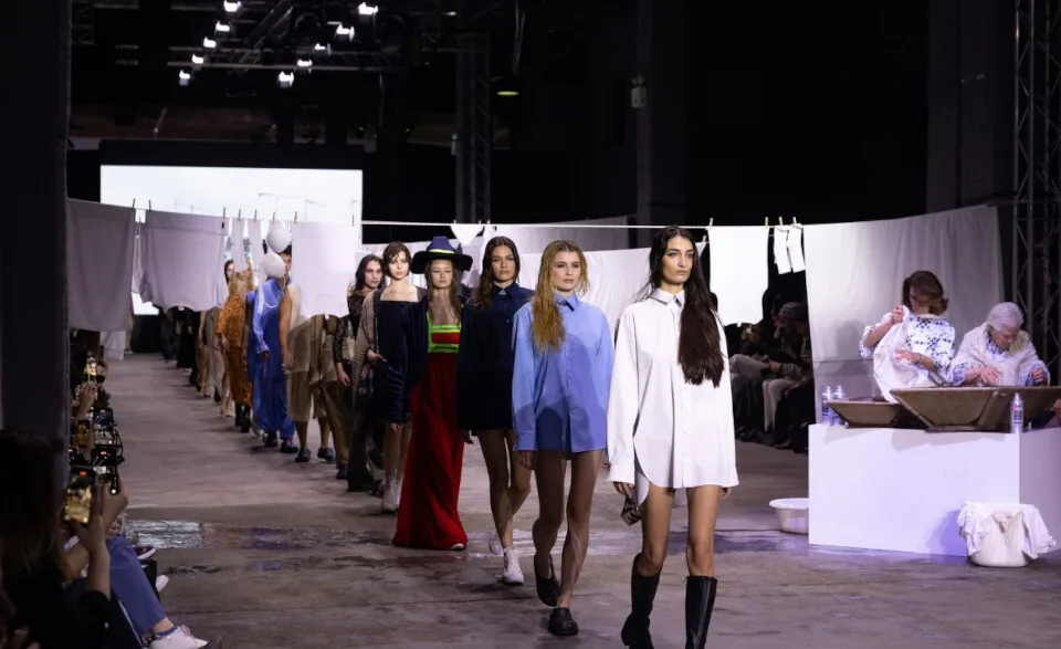 Το Tesori d’Oriente στο Athens Fashion Week με τον Λάκη Γαβαλά