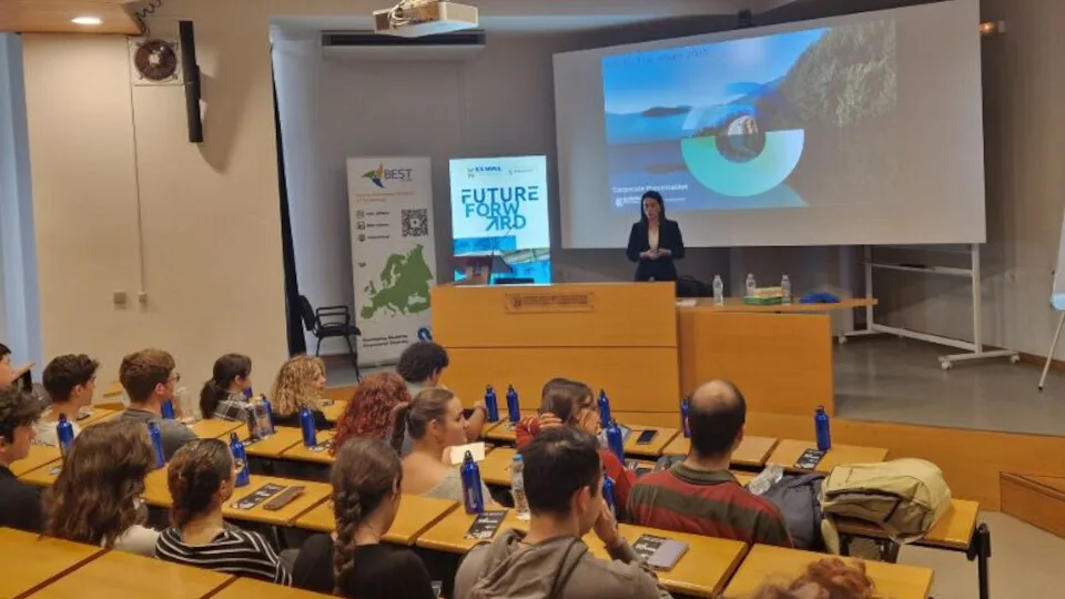 Elval: Επένδυση στις δεξιότητες του αύριο με το πρόγραμμα Grow Together