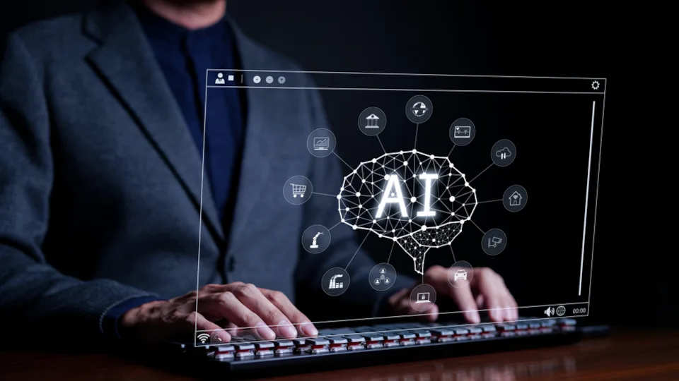 Έρευνα KPMG: Ανάπτυξη δυνατοτήτων ΤΝ σε 3 επίπεδα πρέπει να αναπτύξουν οι οργανισμοί