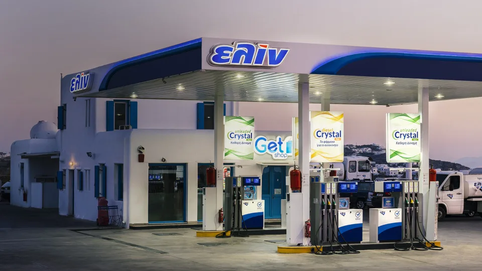 Νέα προγράμματα ρεύματος & φυσικού αερίου με σταθερές χρεώσεις από την ελίν