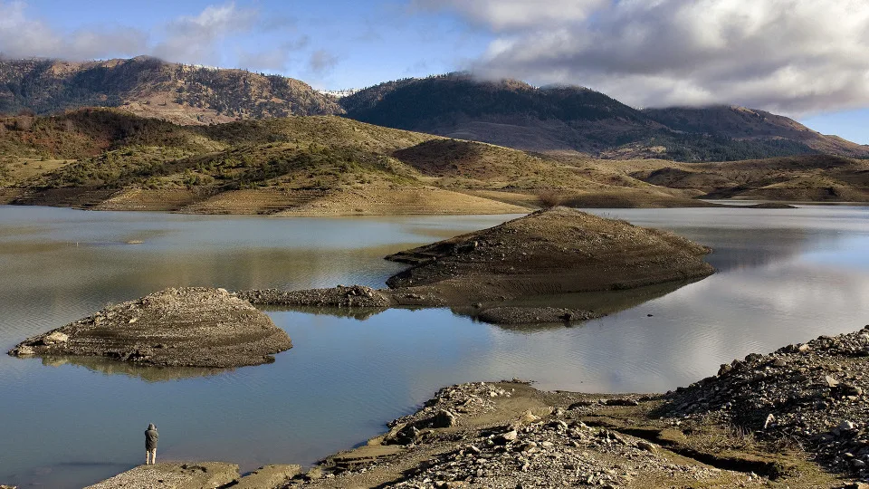 Ποταμός Αώος: Μελέτη αποκαλύπτει ότι επείγει η θέσπιση οικολογικής παροχής στο φράγμα Πηγών