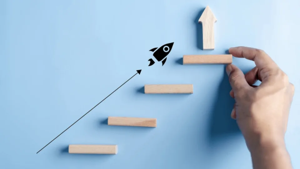 Άνοιξαν οι αιτήσεις για το Piraeus Startup Accelerator για startups σε Ιωάννινα και Πάτρα