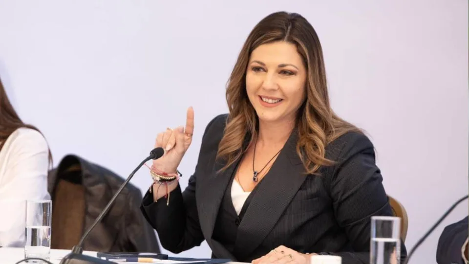 Σοφία Ζαχαράκη για το Ψηφιακό Σχολείο: «Η τεχνολογία υπηρετεί τη γνώση και όχι το αντίστροφο»