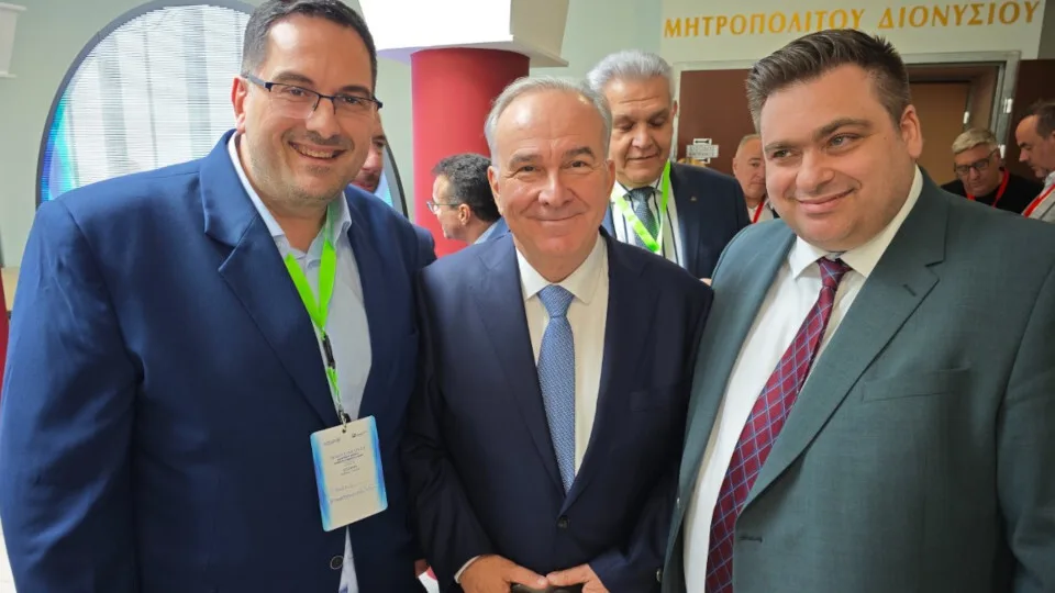 Βουτσινάς, Μαστρονικόλας και Παπαθανάσης συναντήθηκαν στο πλαίσιο της Γενικής Συνέλευσης της ΚΕΕΕ