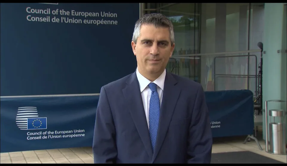 Δήμας, Λουξεμβούργο: Εργασίες για συμπλήρωση της νομοθεσίας για τα δικαιώματα επιβατών στις αεροπορικές μεταφορές