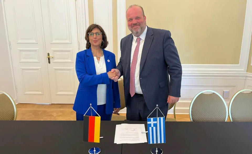 Στρατηγική σύμπραξη ΔΥΠΑ – BA: Καινοτομία και δεξιότητες στο επίκεντρο