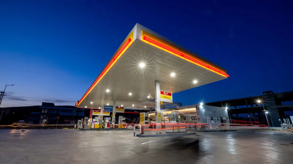 Εταιρείες πετρελαιοειδών: Αντιμέτωπες με βαριά πρόστιμα σε περίπτωση λαθρεμπορίας στα πρατήρια που φέρουν το σήμα τους