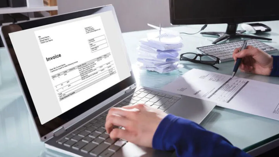 Από 1η Σεπτεμβρίου θα ισχύσει η ηλεκτρ. τιμολόγηση B2G για δαπάνες φορέων Γενικής Κυβέρνησης