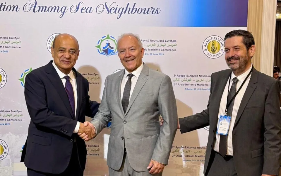 Στ. Γκίκας για Μεσανατολικό: «Αυτό που προέχει είναι η ασφάλεια των πλοίων και των πληρωμάτων τους»