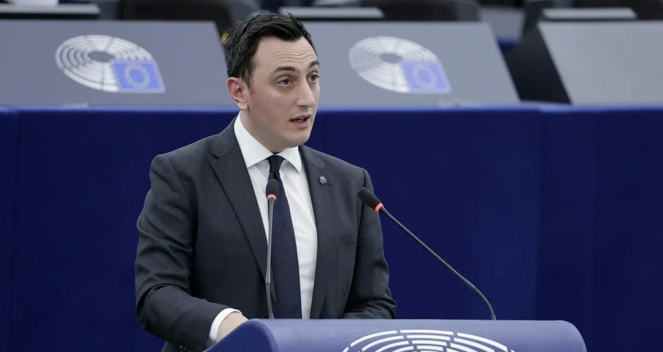 Ο Επίτροπος Μικάλεφ διοργανώνει τον 1ο διάλογο όσον αφορά την εφαρμογή της εργαλειοθήκης για την πολιτική για τη νεολαία