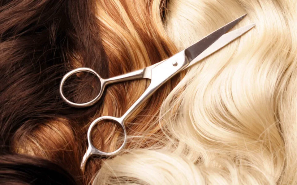 Ξεκίνησε πρόγραμμα της ΔΥΠΑ για κατάρτιση στην κομμωτική τέχνη στο Σωφρονιστικό Κατάστημα Νέων Κασσαβέτειας Βόλου